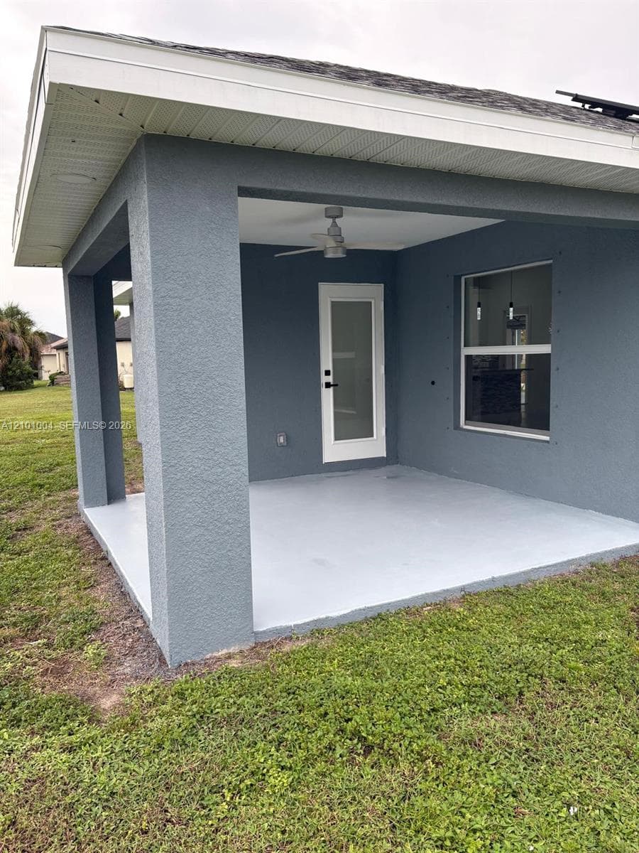 110 NW 24th Ter, Cape Coral FL 33993