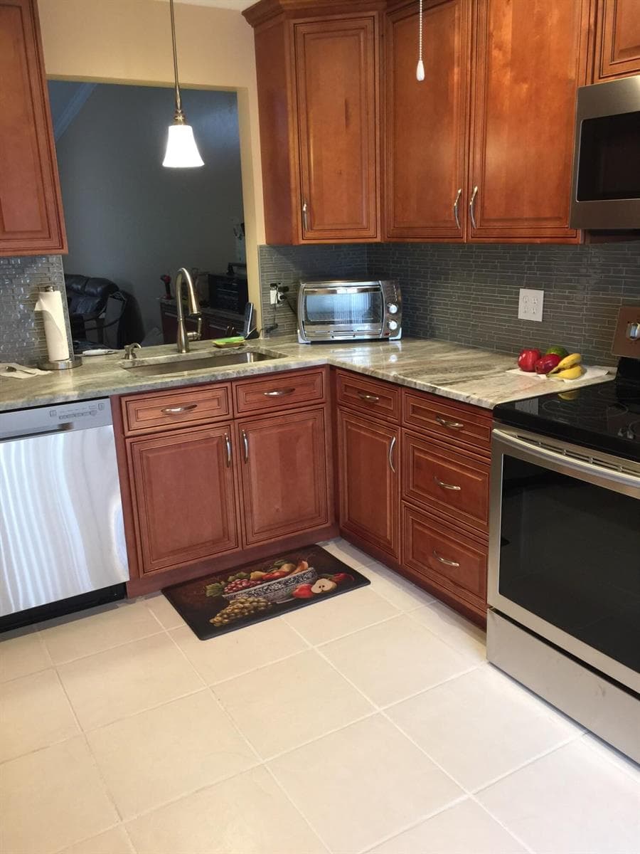 2641 GATELY Drive W # 402, West Palm Beach FL 33415