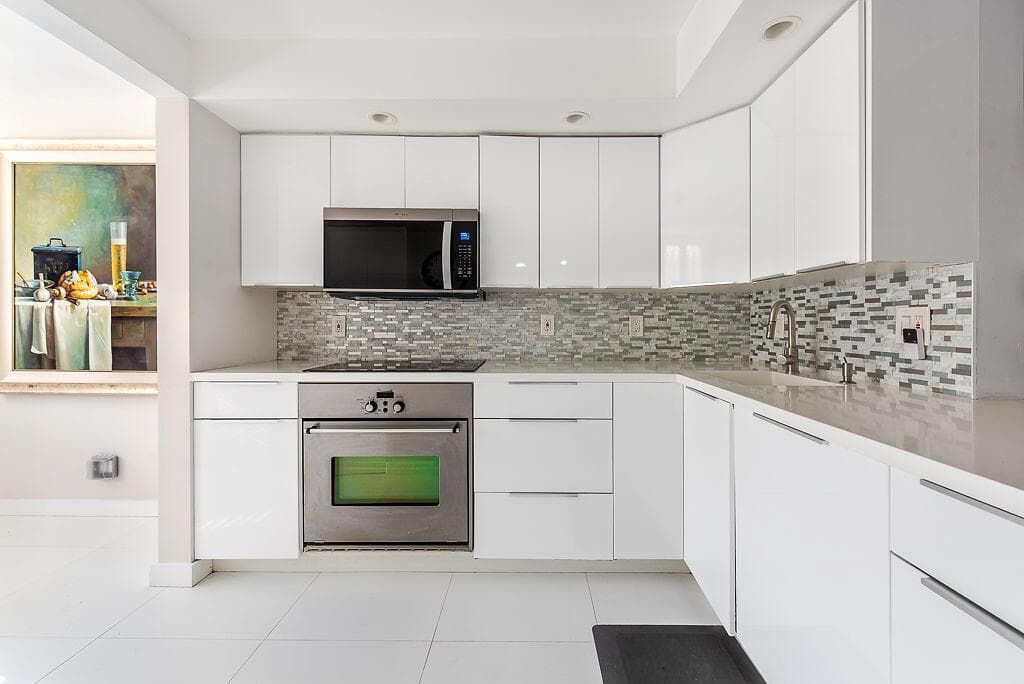 985 SE 19th Avenue # 203, Deerfield Beach FL 33441