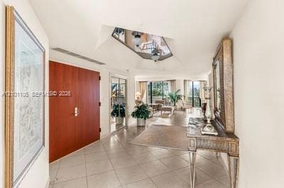 2000 Island Blvd # 609, Aventura FL 33160