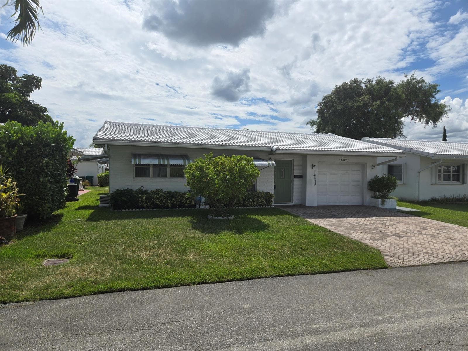 5805 NW 83RD Avenue, Tamarac FL 33321
