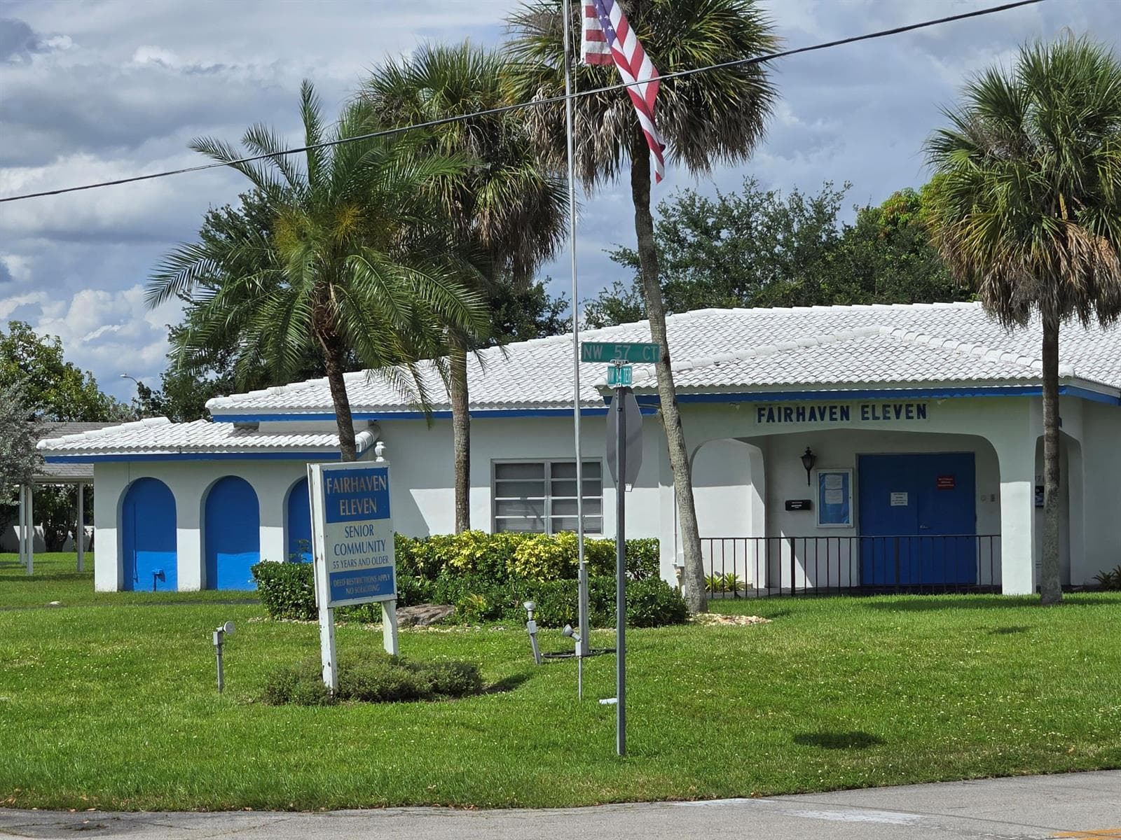 5805 NW 83RD Avenue, Tamarac FL 33321