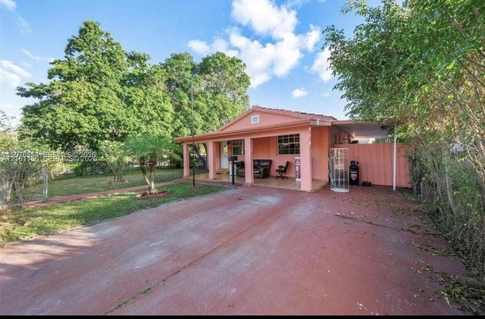 5300 SW 6th St, Miami FL 33134