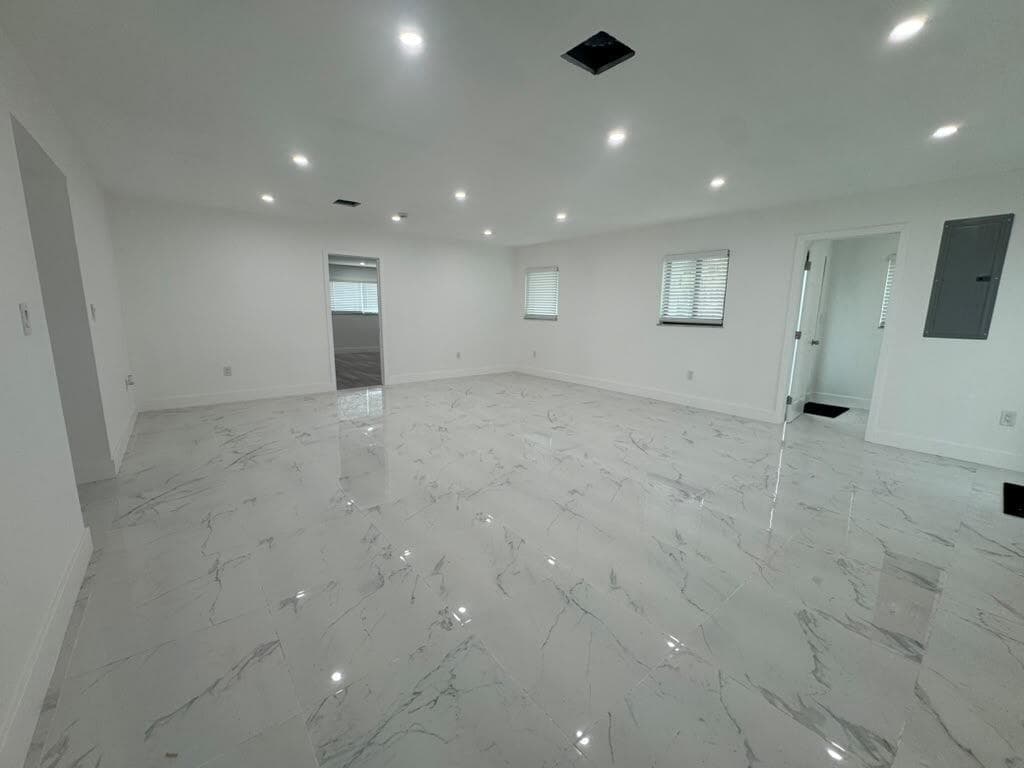 1031 NW 10TH Avenue, Fort Lauderdale FL 33311