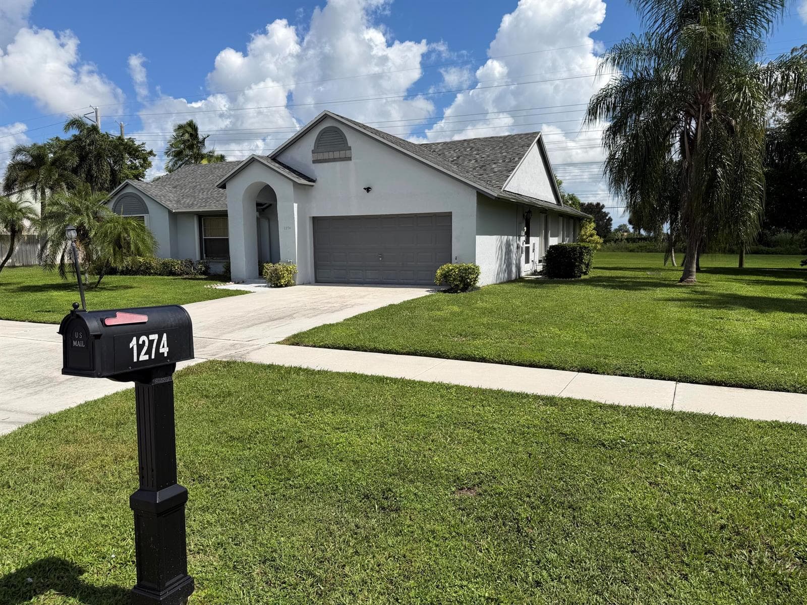 1274 SUMMERWOOD Circle, Wellington FL 33414