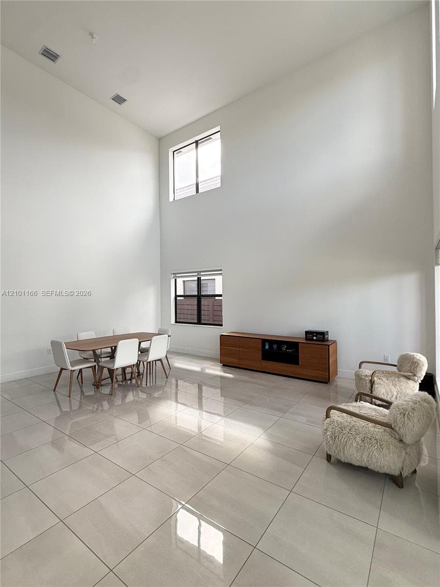 15835 NW 87th Ct, Miami Lakes FL 33018