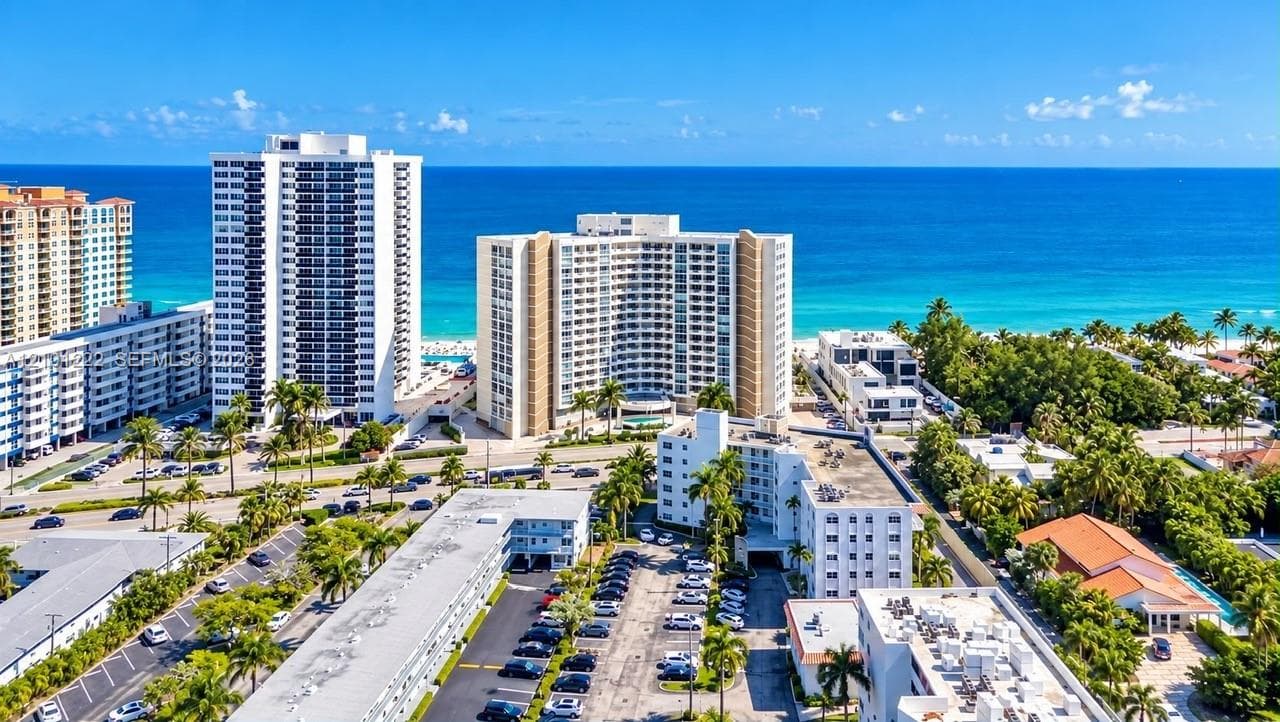 3199 S Ocean Dr # 203, Hallandale Beach FL 33009
