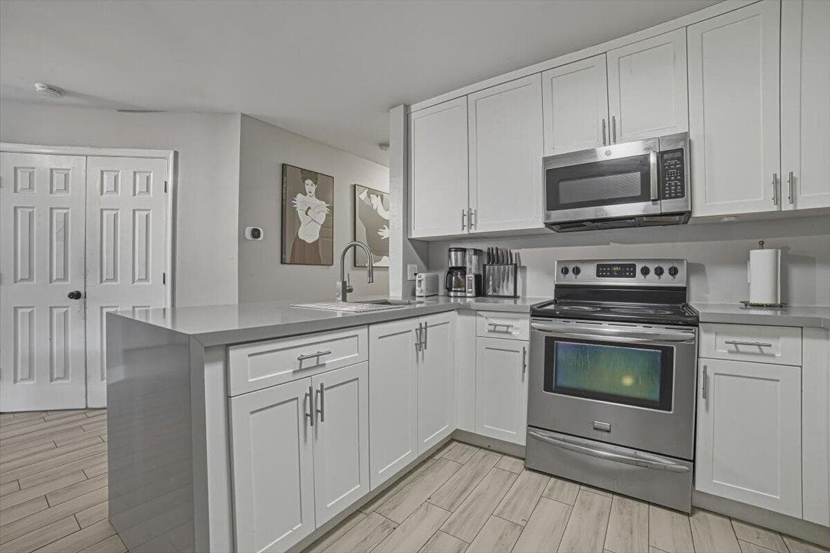 11700 SW 19th Street, Miramar FL 33025