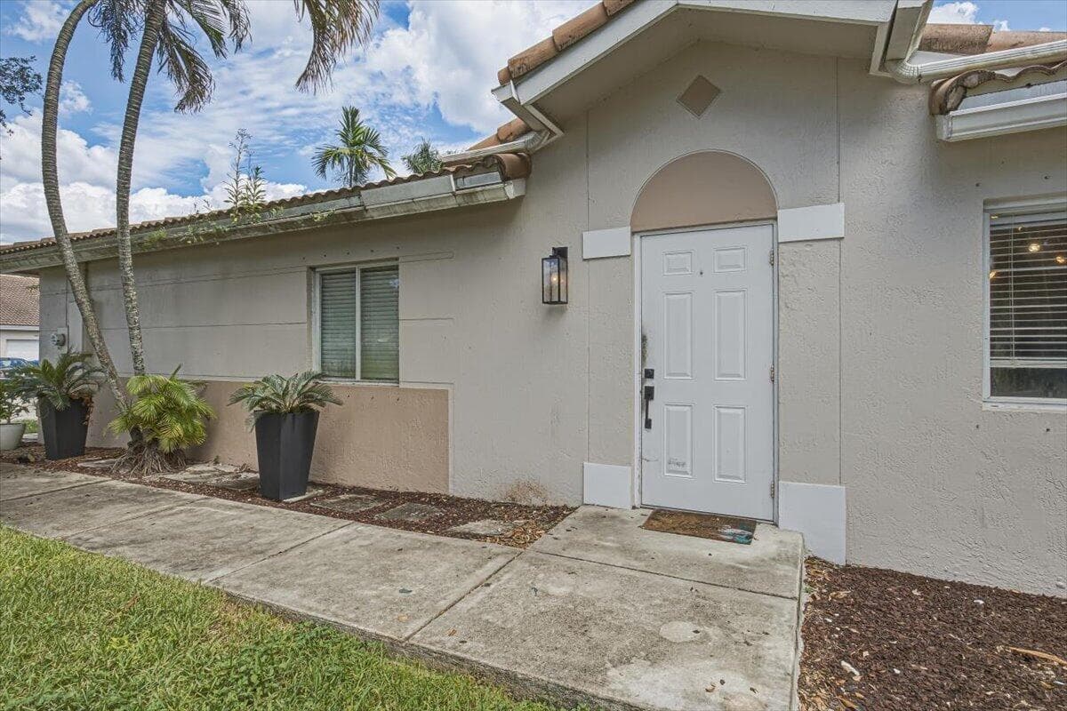 11700 SW 19th Street, Miramar FL 33025