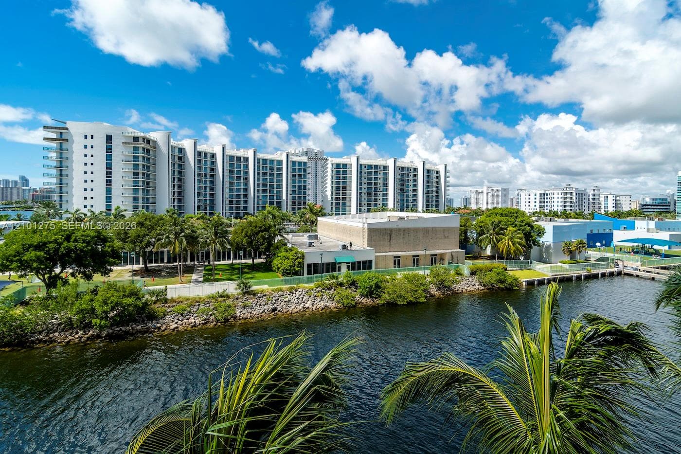3330 NE 190 ST # 516, Aventura FL 33180