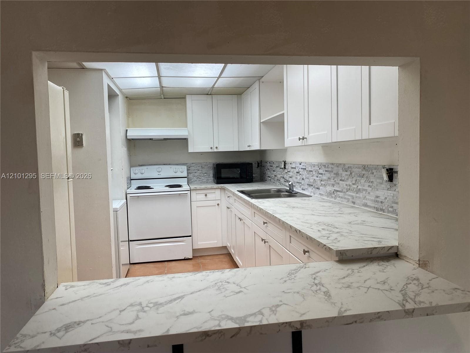 10000 NW 80 Ct # 2537, Hialeah Gardens FL 33016