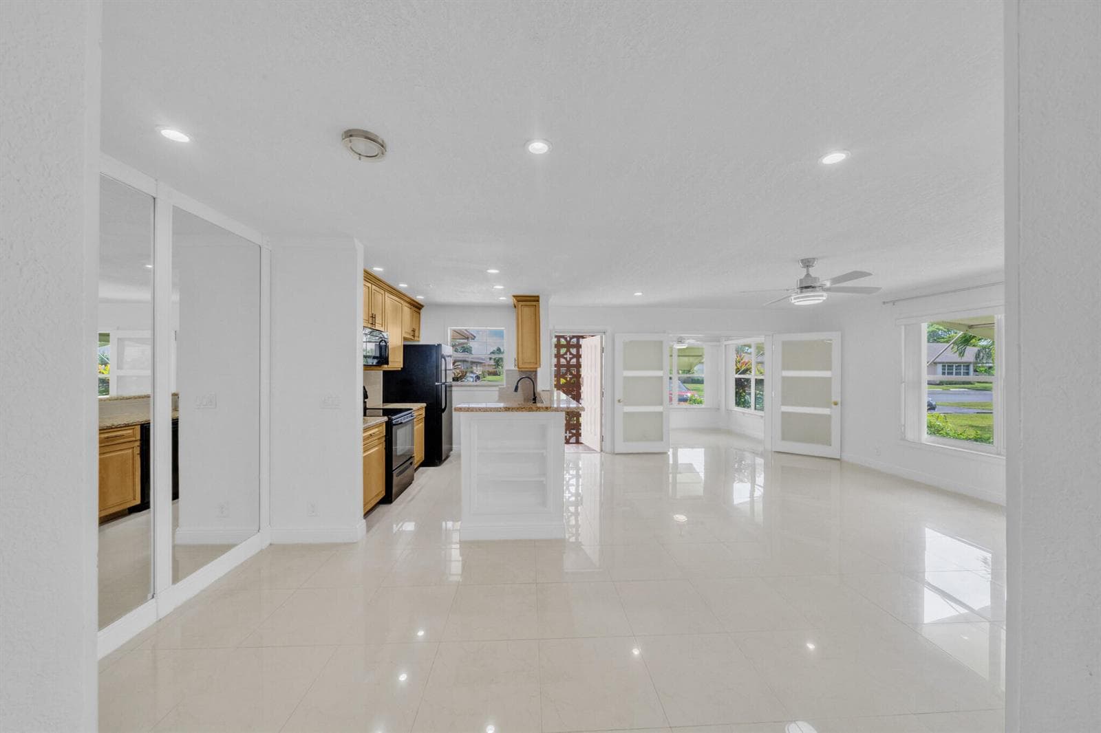 1360 SE High Point Way SE # A, Delray Beach FL 33445