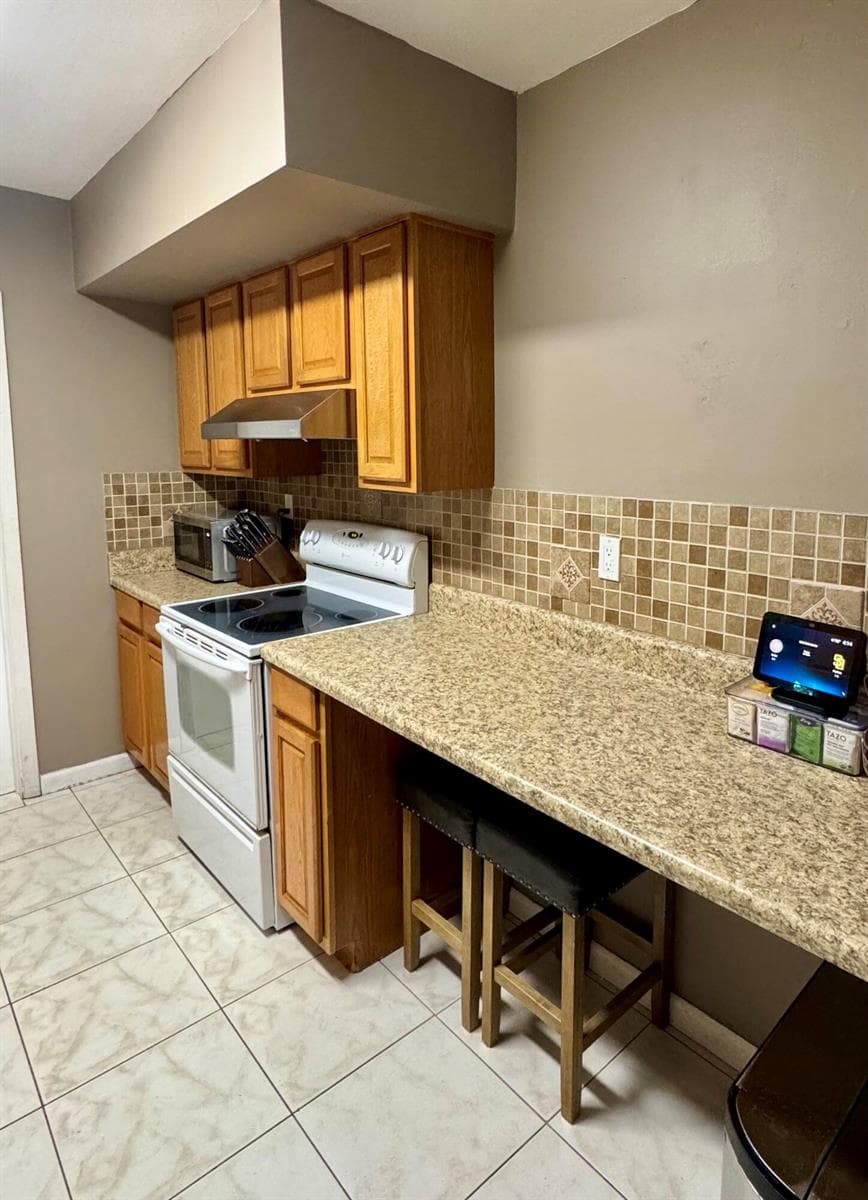 4300 GRANT Street, Hollywood FL 33021