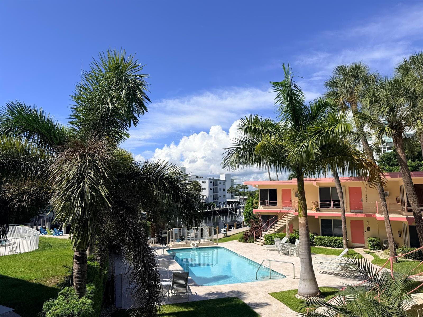 2825 NE 33rd Avenue # 208, Fort Lauderdale FL 33308