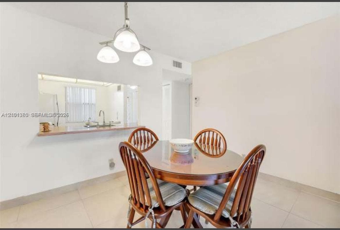 2941 N Nob Hill Rd # 301, Sunrise FL 33322