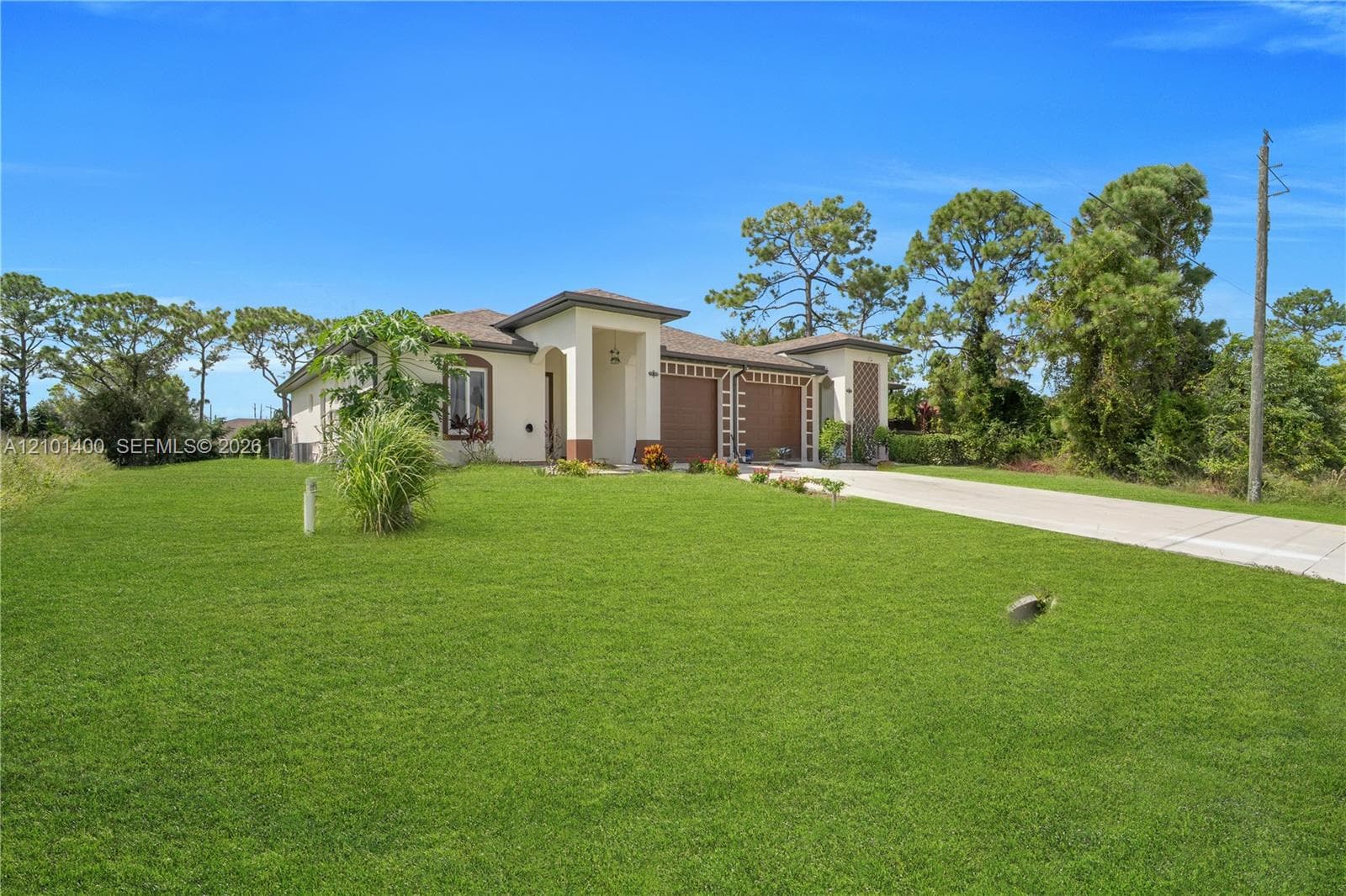 4869 28TH ST SW, Lehigh Acres FL 33973
