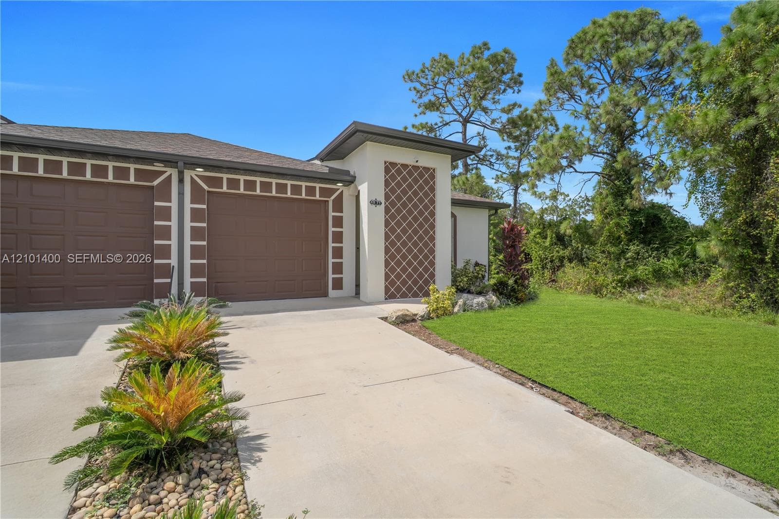 4869 28TH ST SW, Lehigh Acres FL 33973