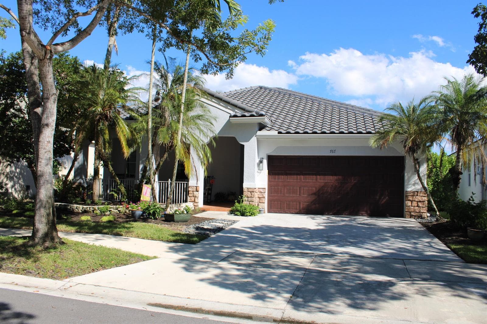 767 Nandina Drive, Weston FL 33327