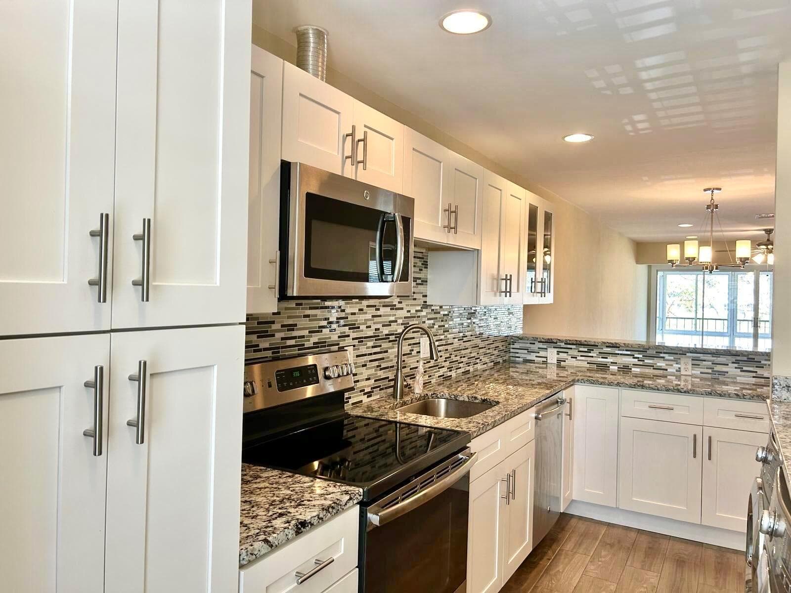 2811 SW 15th Street # 202, Delray Beach FL 33445