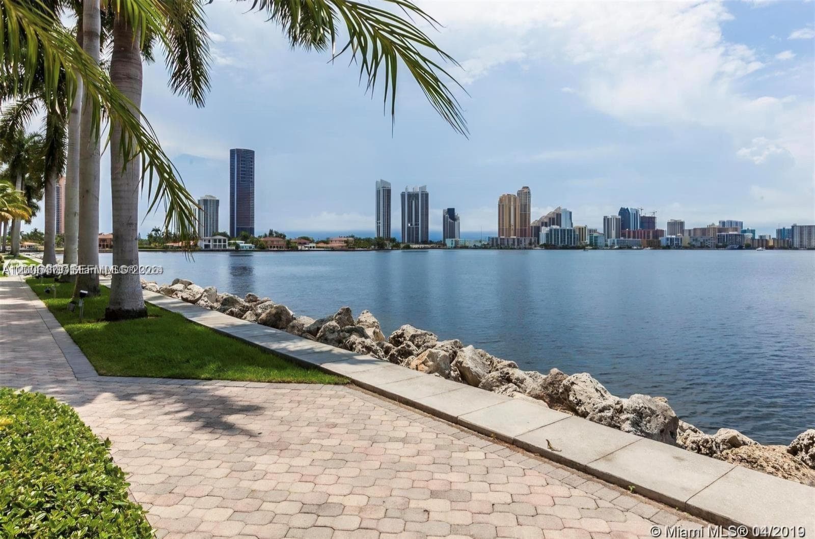 3600 MYSTIC POINTE Drive # 1202, Aventura FL 33180
