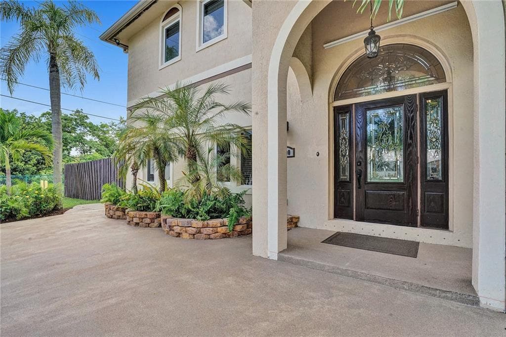 4500 SW 25TH Terrace, Dania Beach FL 33312