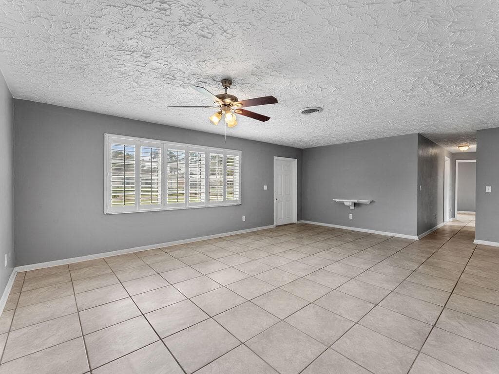 306 RIOMAR Drive, Port St. Lucie FL 34952