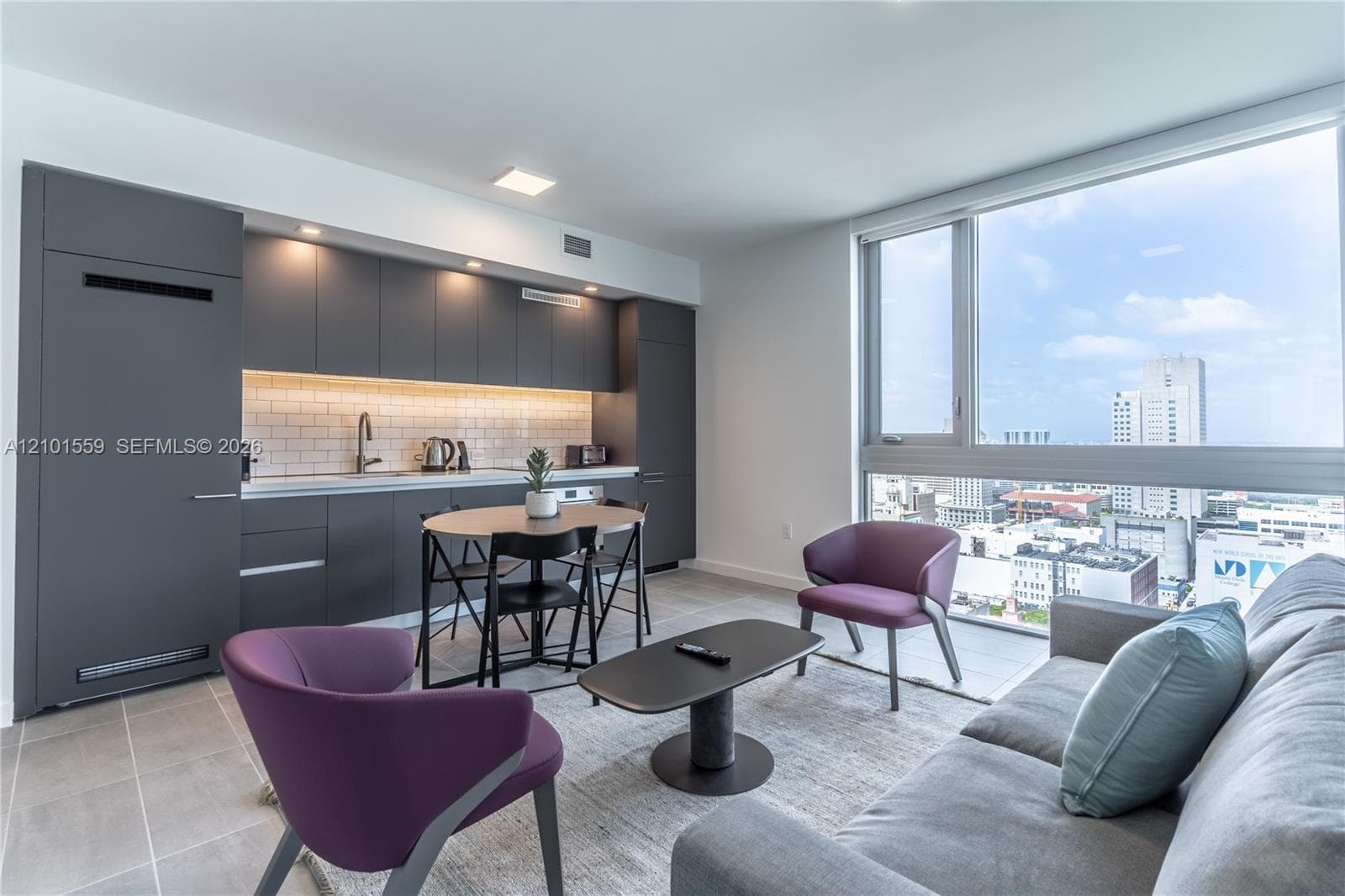 227 NE 2nd St # 2906, Miami FL 33132