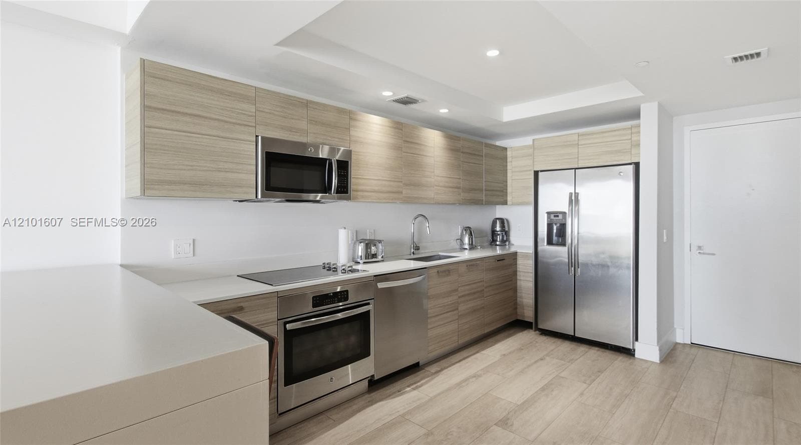 121 NE 34th St # 1106A, Miami FL 33137