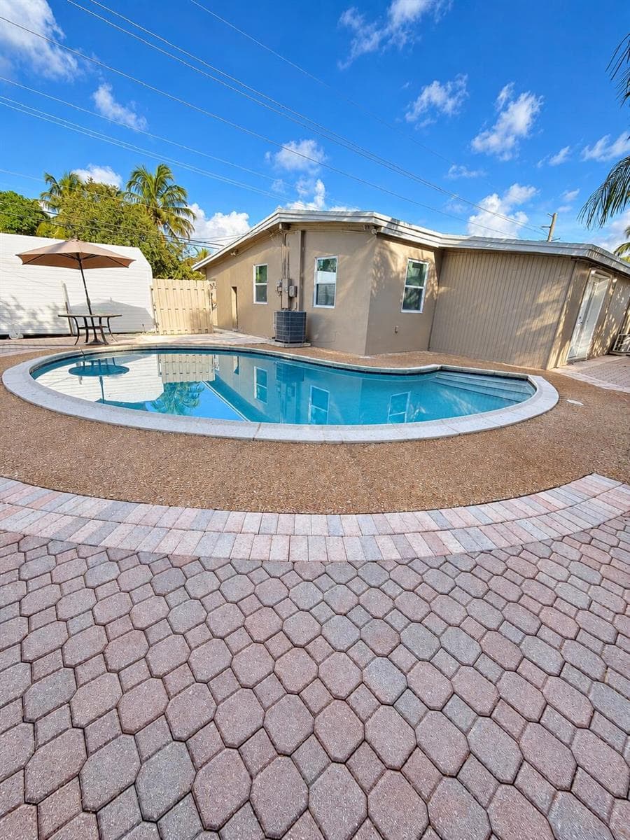 1500 NE 42ND Court, Pompano Beach FL 33064