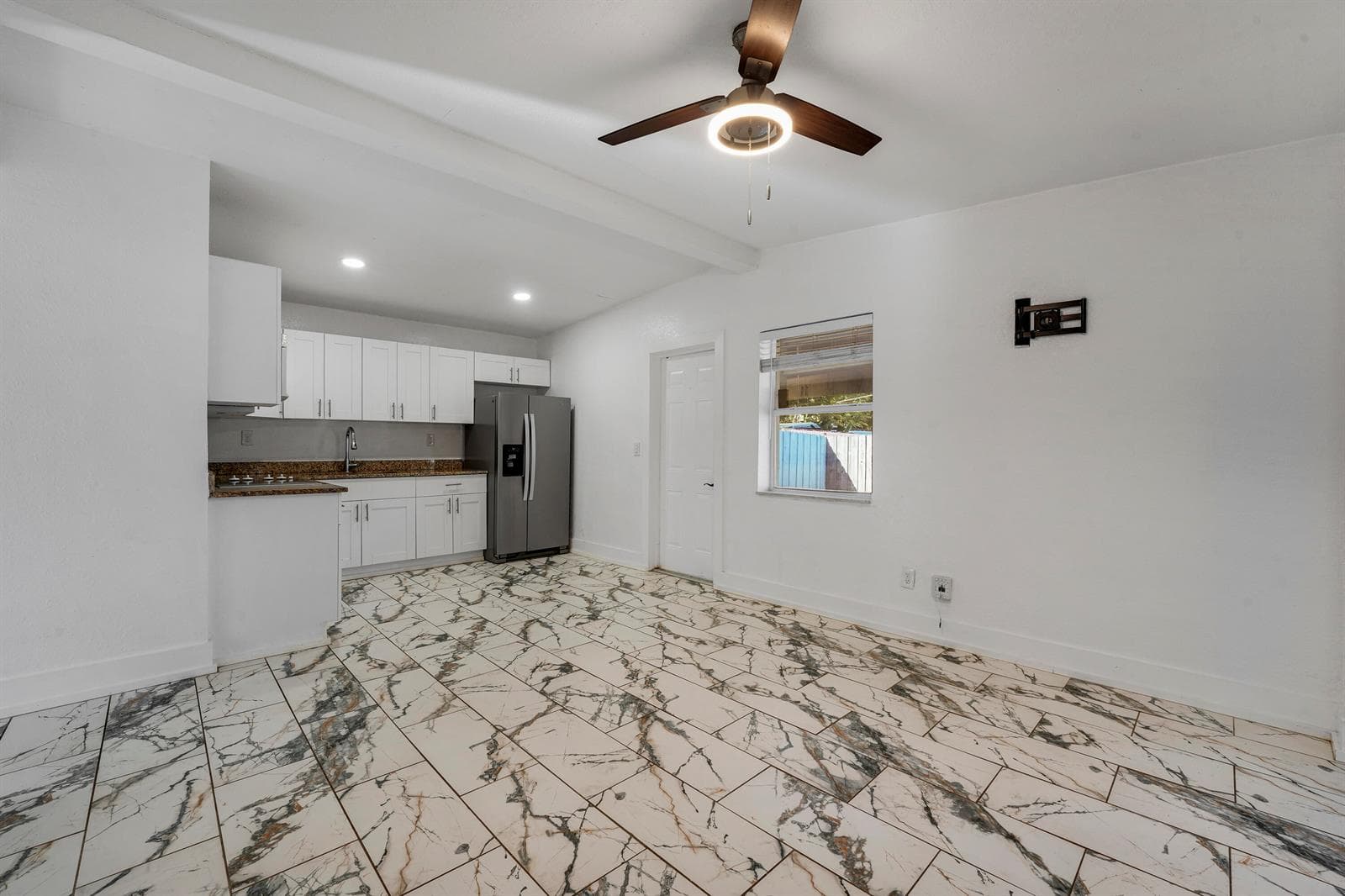 130 PLUM TREE Drive, Lake Worth FL 33462