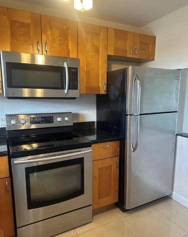 8400 Sunrise Lakes Blvd # 310, Sunrise FL 33322