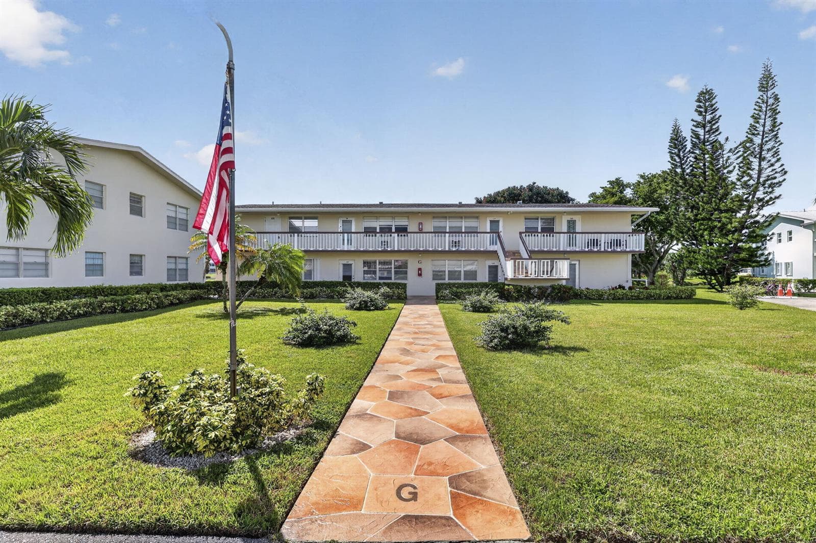 135 Somerset G, West Palm Beach FL 33417