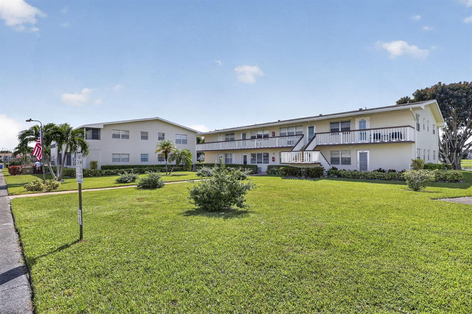135 Somerset G, West Palm Beach FL 33417