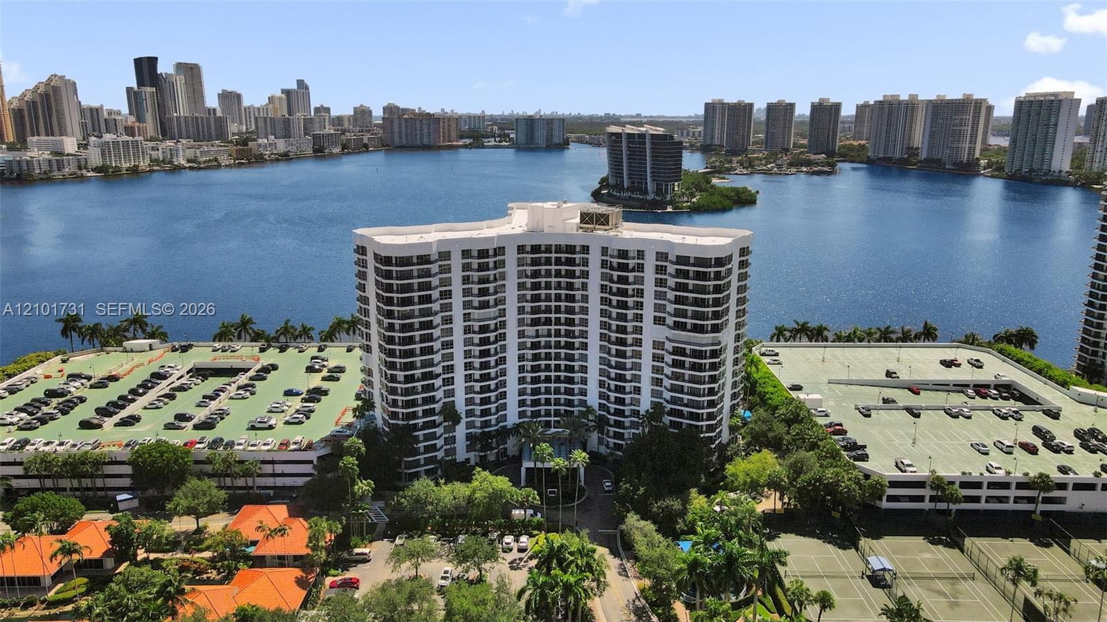 3600 Mystic Pointe Dr, Aventura FL 33180