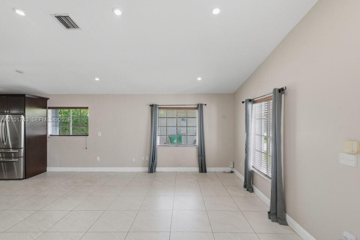 20221 SW 85th Ct, Cutler Bay FL 33189