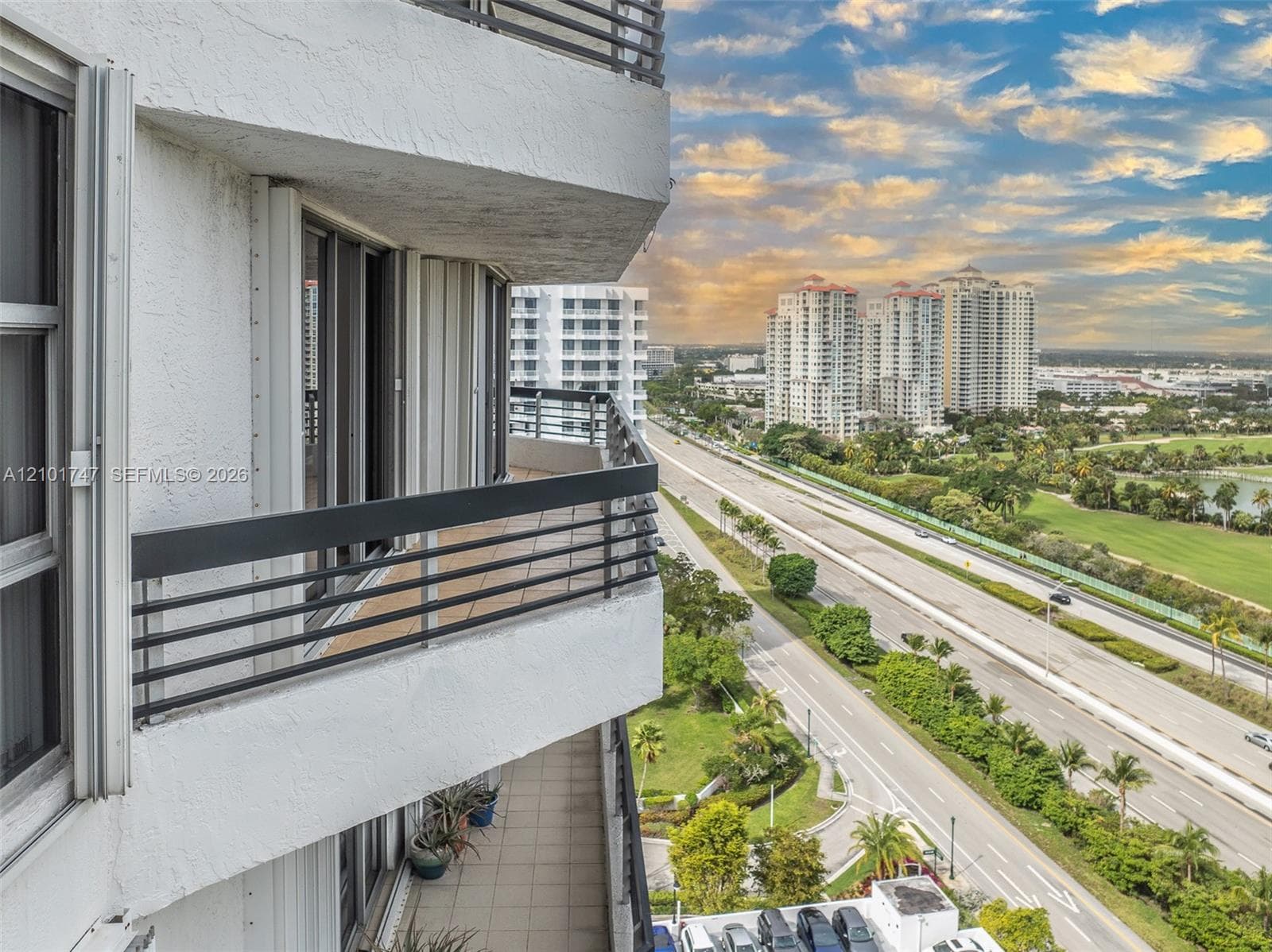 3400 NE 192 ST # 1905, Aventura FL 33180