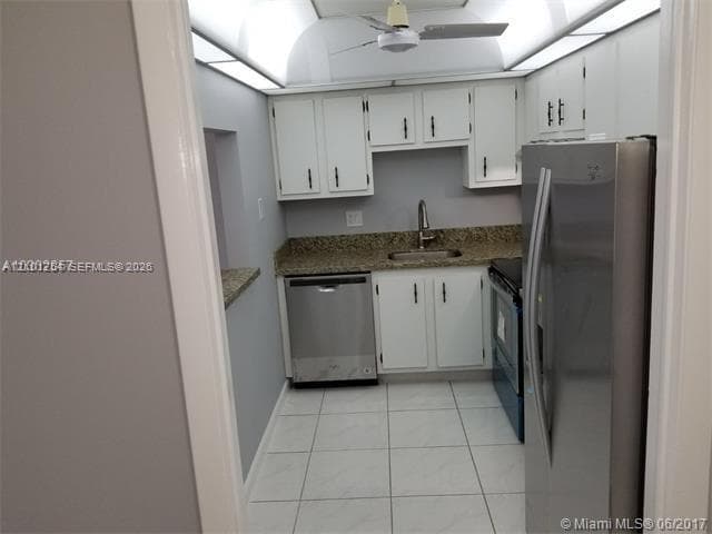 4160 Inverrary Dr # 505, Lauderhill FL 33319