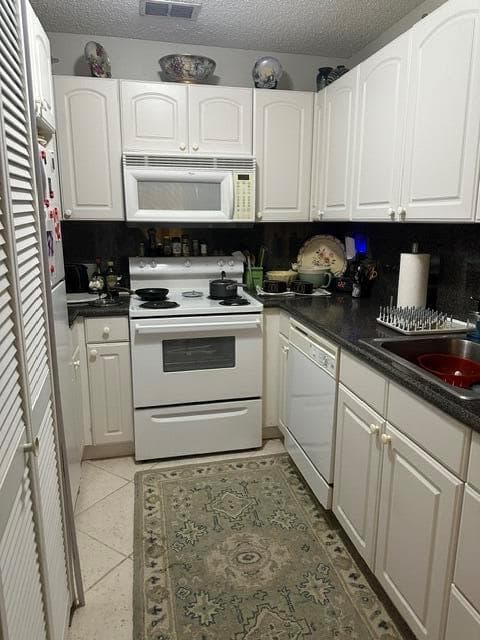 8875 WARWICK Drive, Boca Raton FL 33433