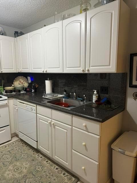 8875 WARWICK Drive, Boca Raton FL 33433