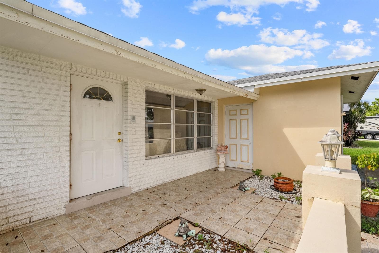 138 Sandpiper Avenue, Royal Palm Beach FL 33411