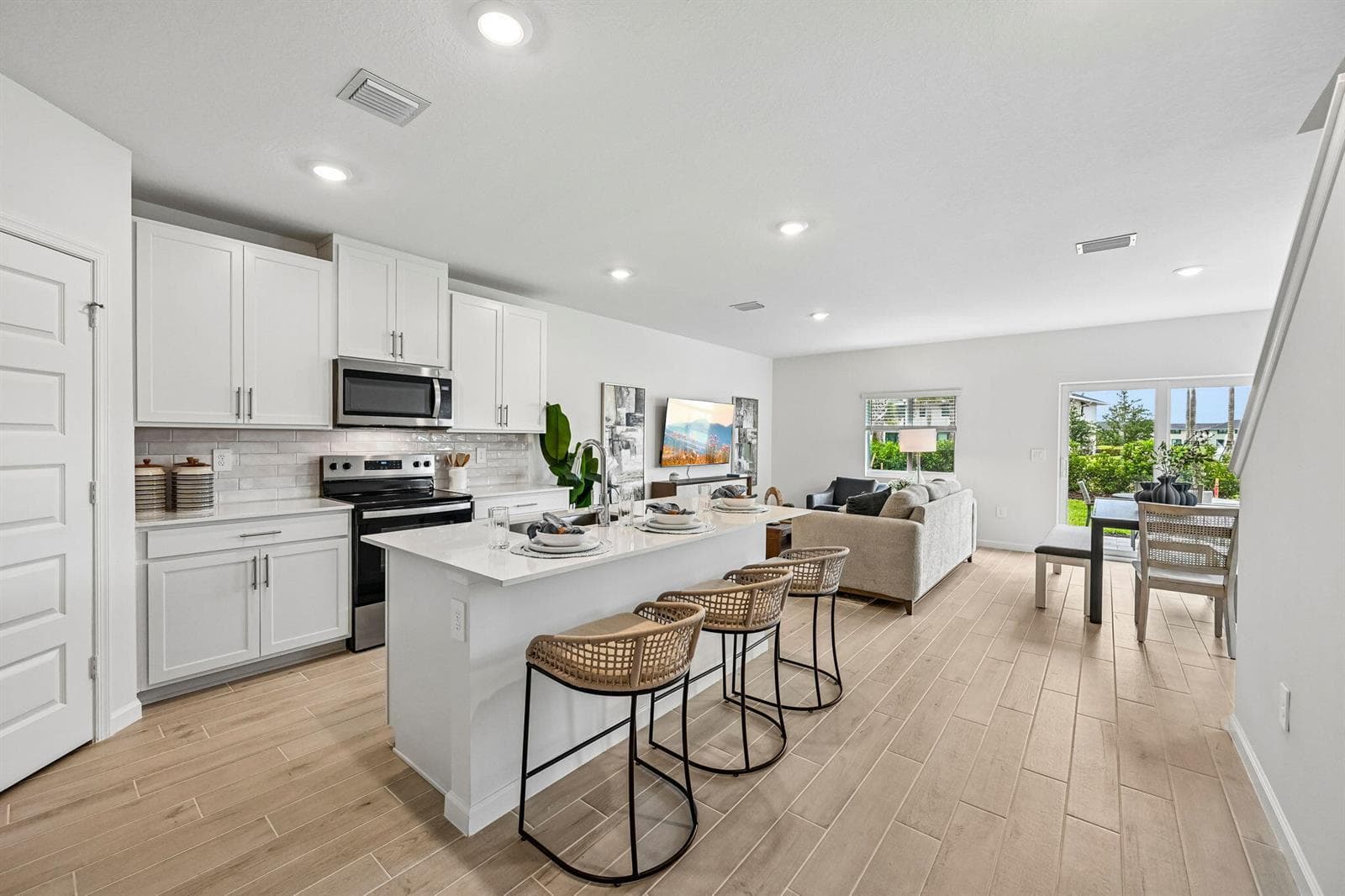 9474 SW Ghiara Way, Port St. Lucie FL 34987