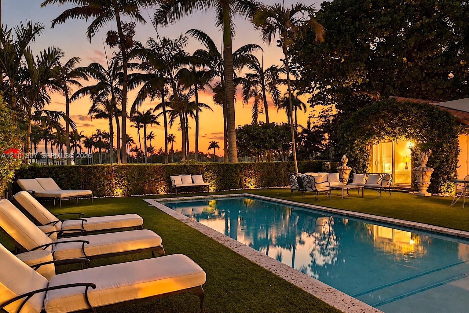 5800 La Gorce Dr, Miami Beach FL 33140