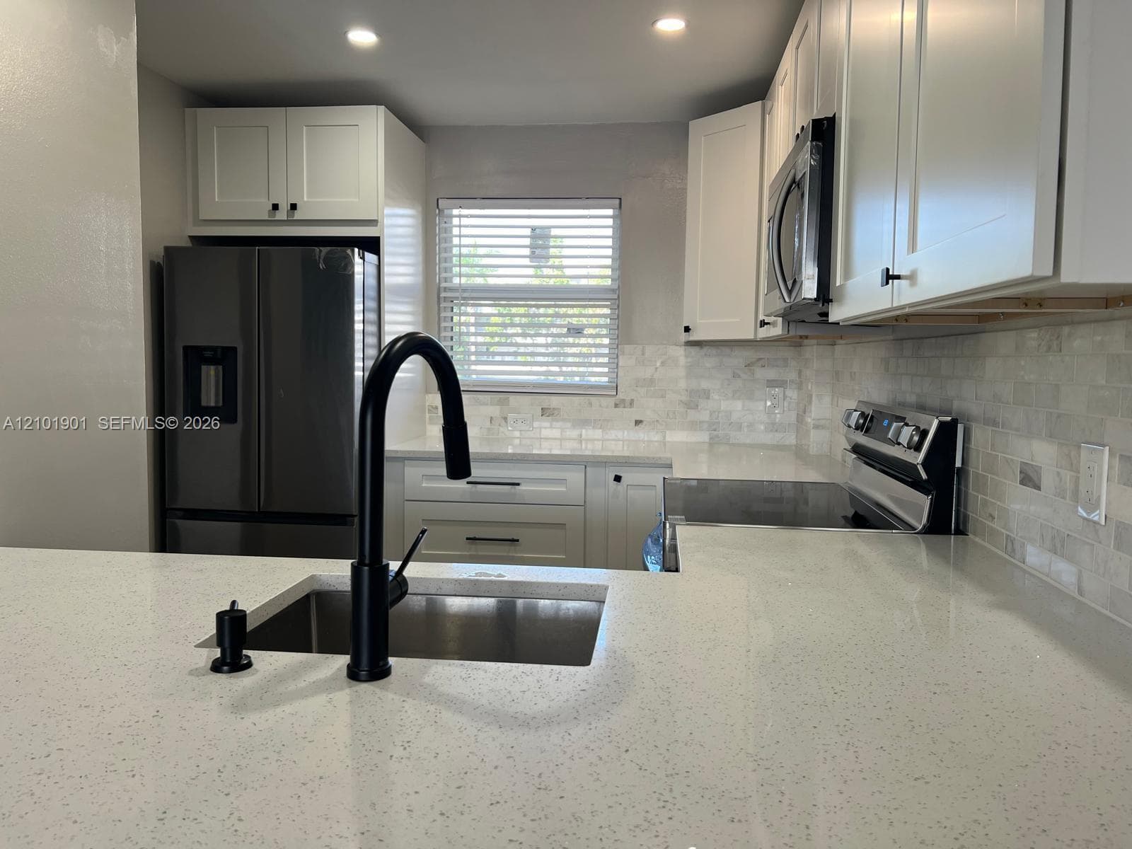 108 Royal Park Dr # 2H, Oakland Park FL 33309