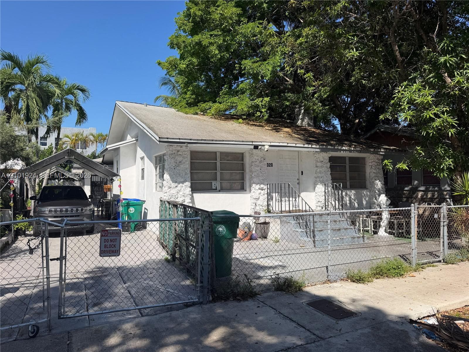 320 NW 11th Ave, Miami FL 33128