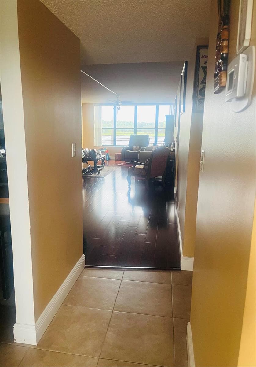 2907 CARAMBOLA Circle S # 204, Coconut Creek FL 33066