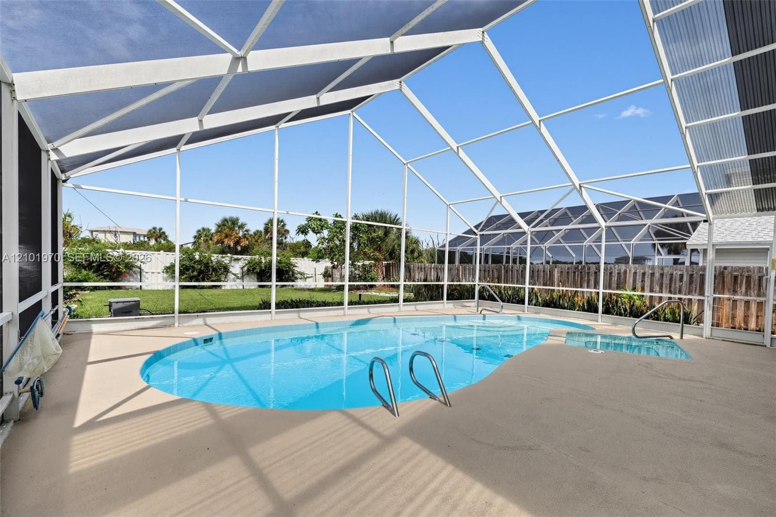 25 Bedford Dr, Other City - In The State Of Florida FL 32137