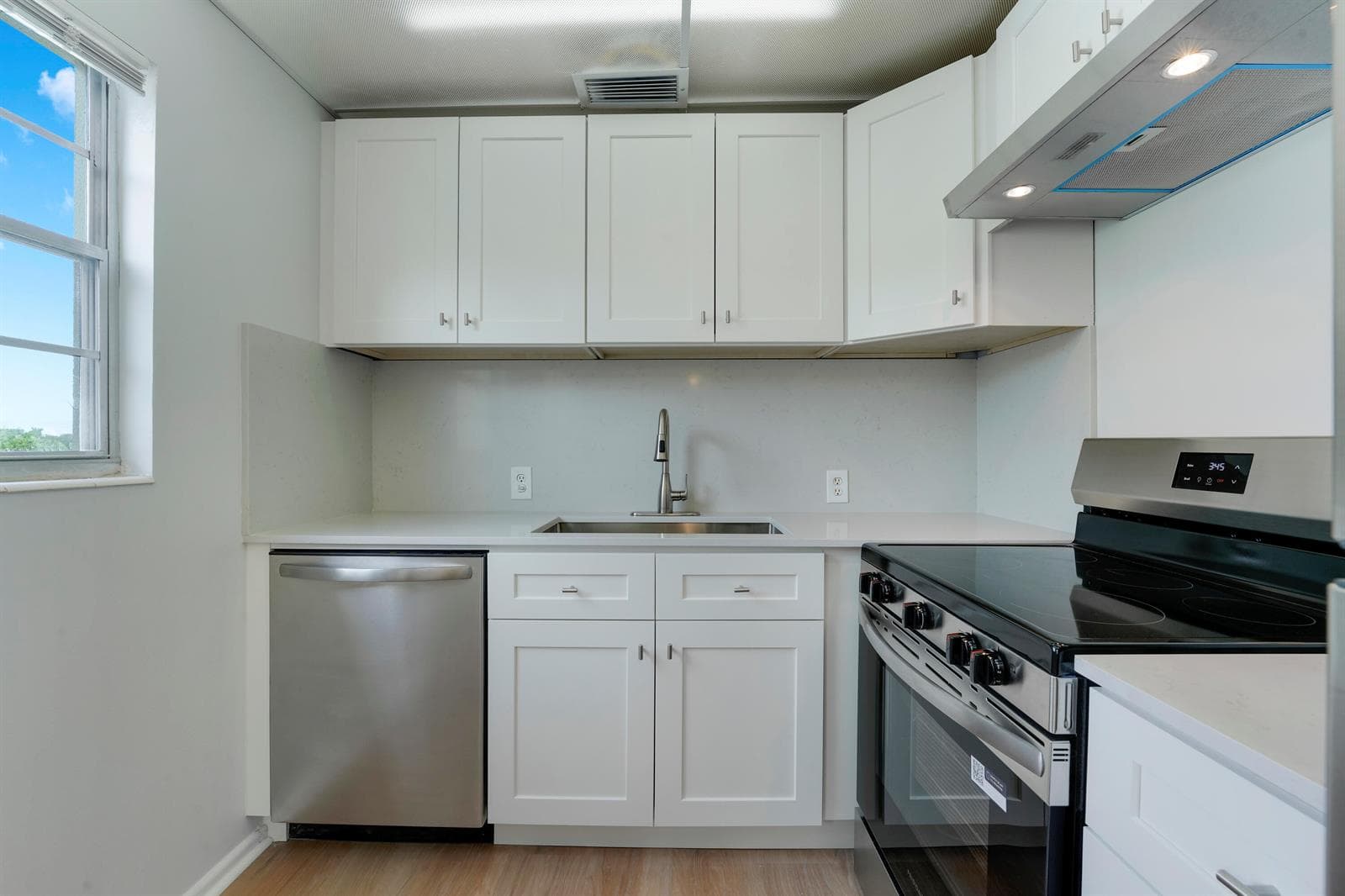 290 Dorset G, Boca Raton FL 33434