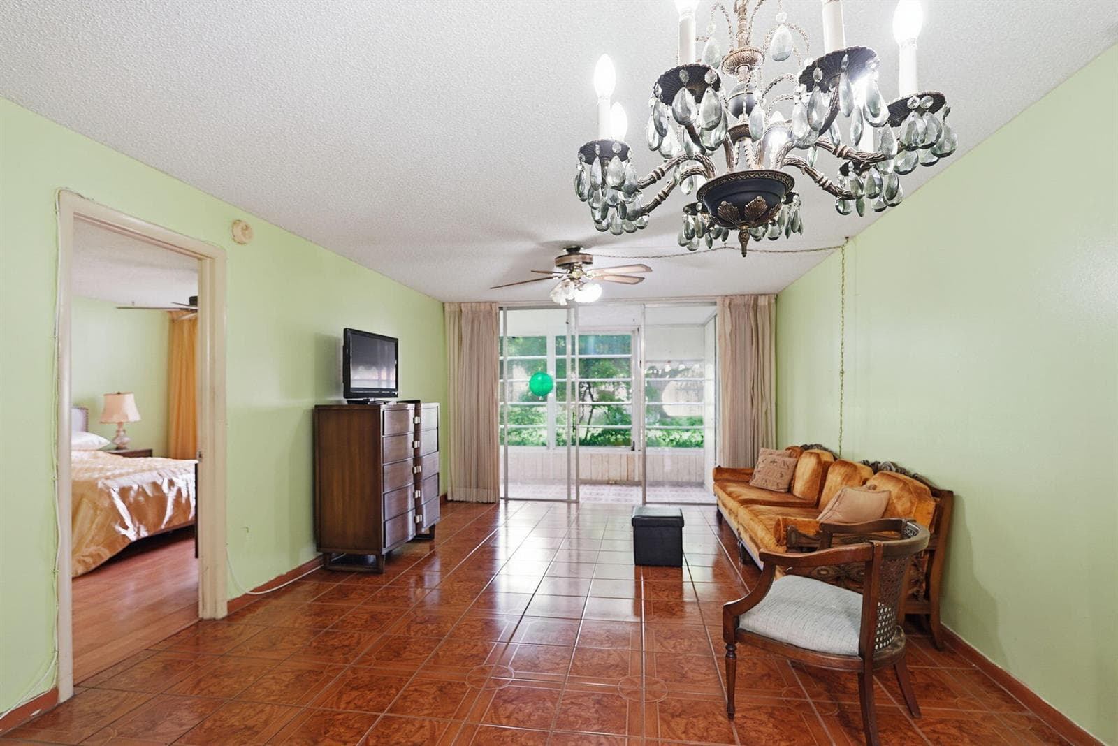 3000 NW 48th Terrace # 130, Lauderdale Lakes FL 33313