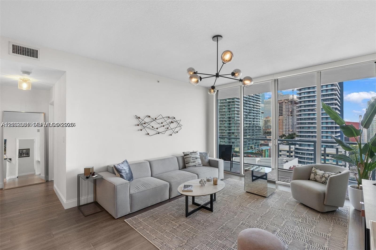 79 SW 12th St, Miami FL 33130