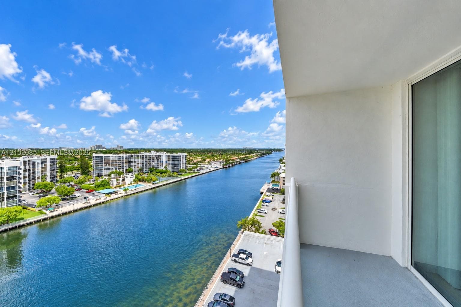 3000 S Ocean Dr # 1208, Hollywood FL 33019